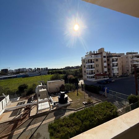 Appartement Sunrise à Larnaca Extérieur photo