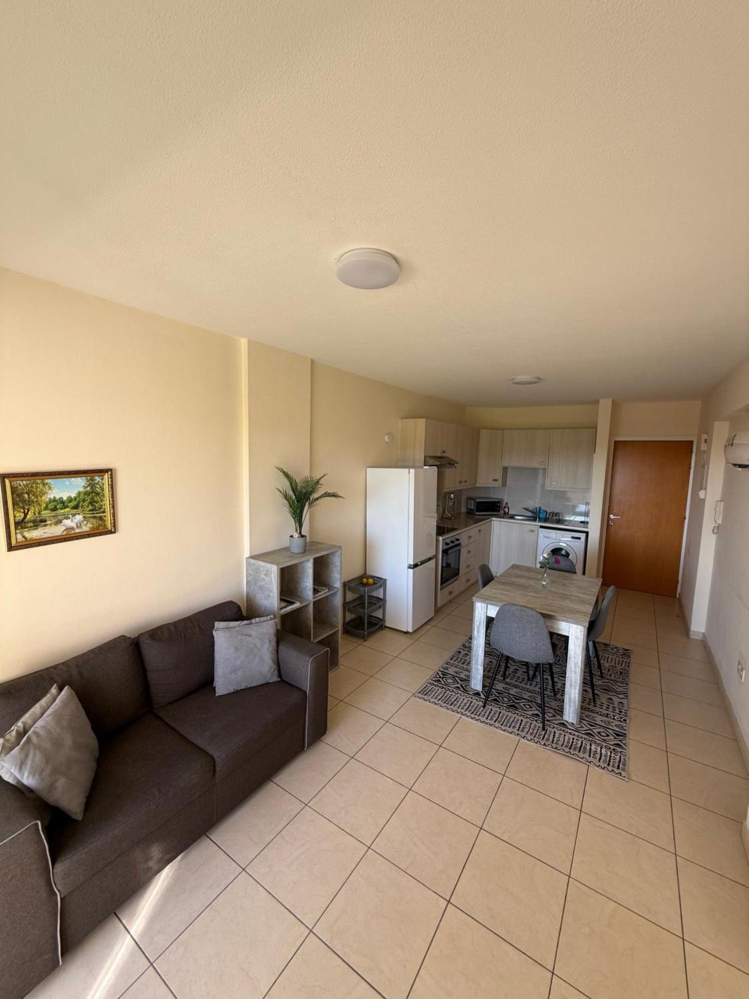 Appartement Sunrise à Larnaca Extérieur photo